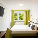 מלון Arthotel Ana Eden Karlsruhe, Trademark Collection By Wyndham 4*