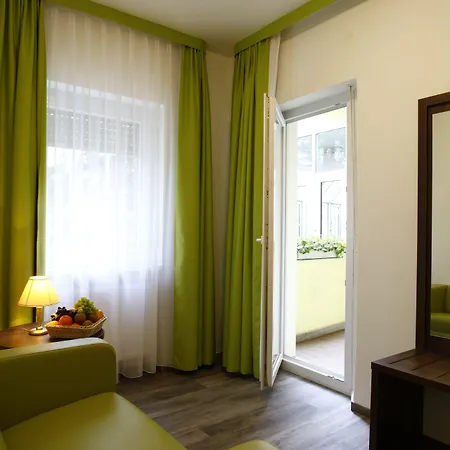 Arthotel Ana Eden מלון