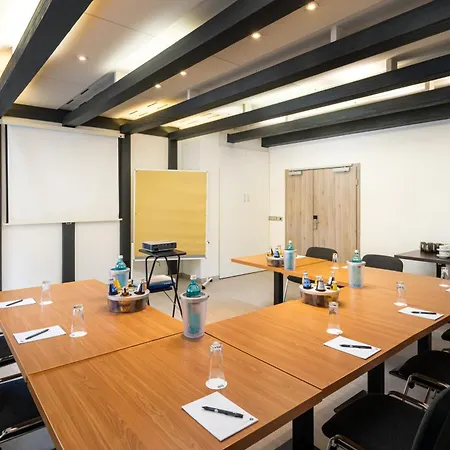 מלון Arthotel Ana Eden