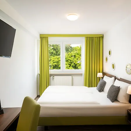 מלון Arthotel Ana Eden 4*